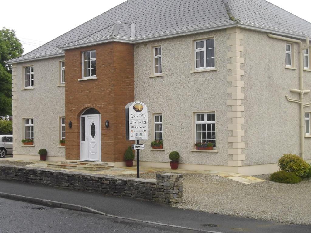 Quay West Ireland Bed & Breakfast Westport Bagian luar foto